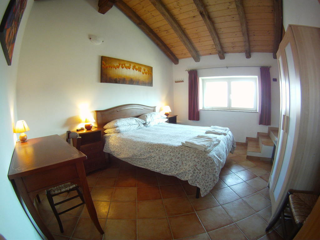 Al Campo Di Sotto Bed & Breakfast Buia Екстериор снимка